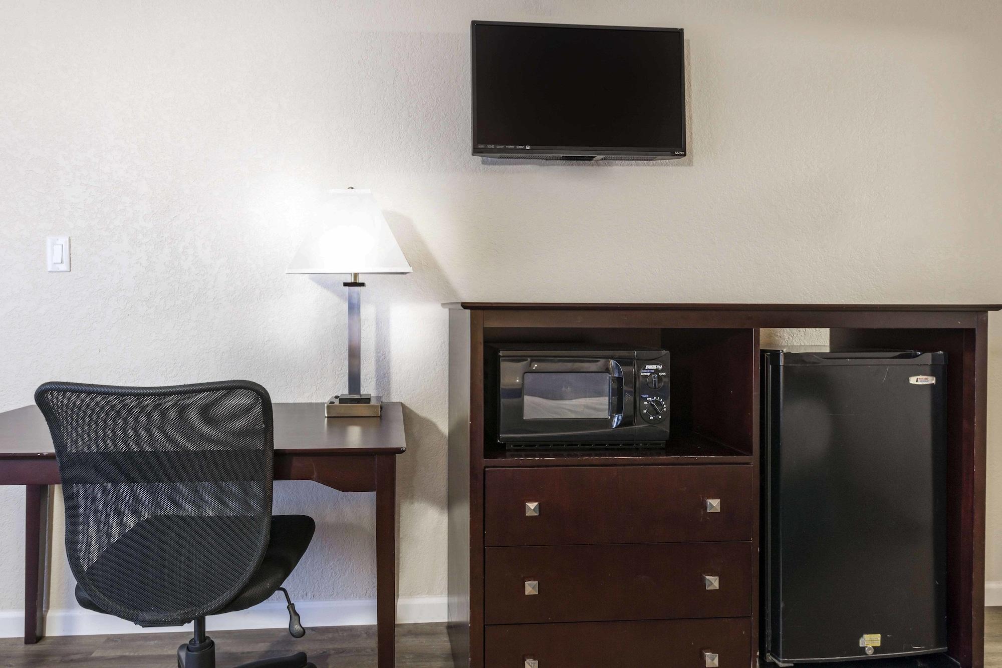 Rodeway Inn&Suites Fort Lauderdale Airport&Cruise Port Dania Beach Extérieur photo